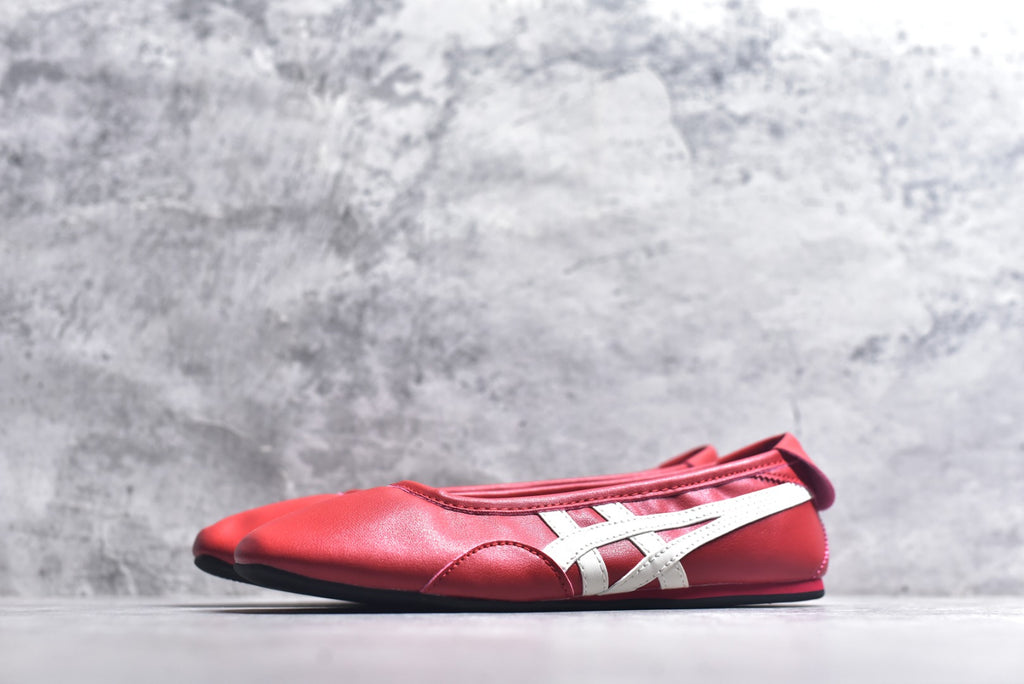 Onitsuka Tiger Gymnarina 'Burgundy/White' 1182A704-600