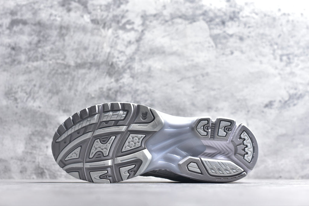 Asics GEL-Kayano 14 'White/White' 1203B110-100