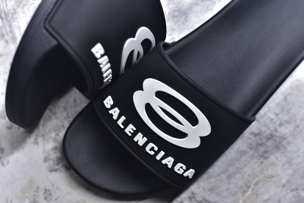 Balenciaga Sunday Slide '689031W1SA6'