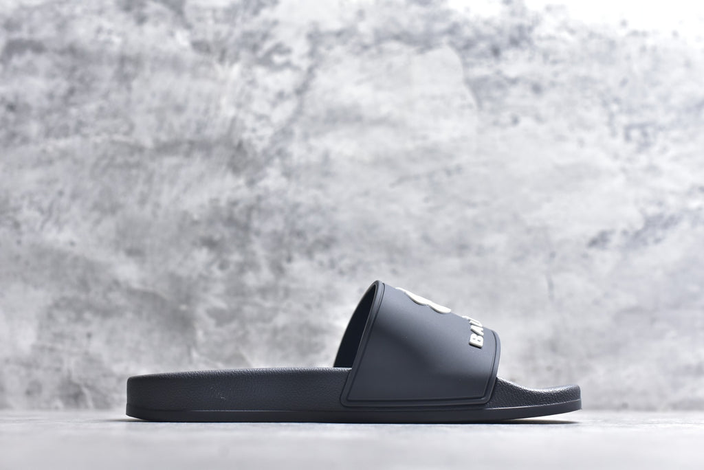 Balenciaga Sunday Slide '689031W1SA6'