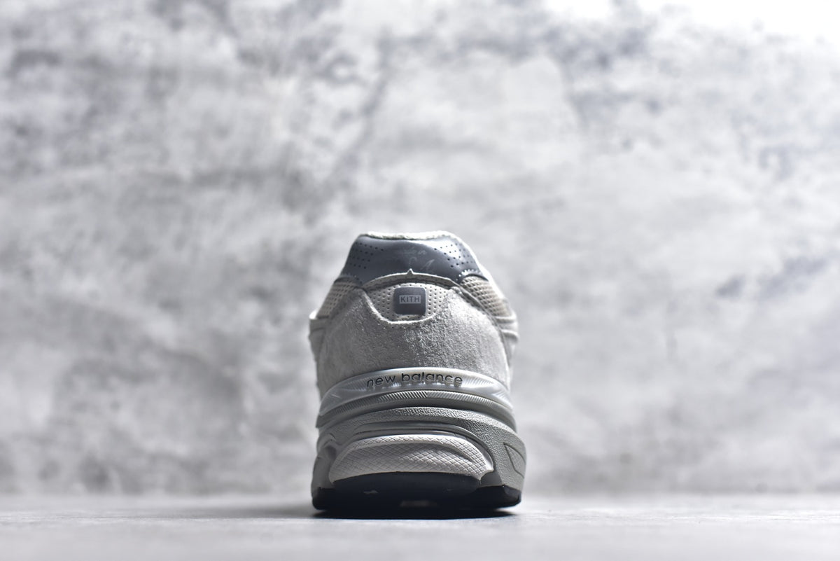 Kith × New Balance 990v3 'Grey/White' — U990KT3