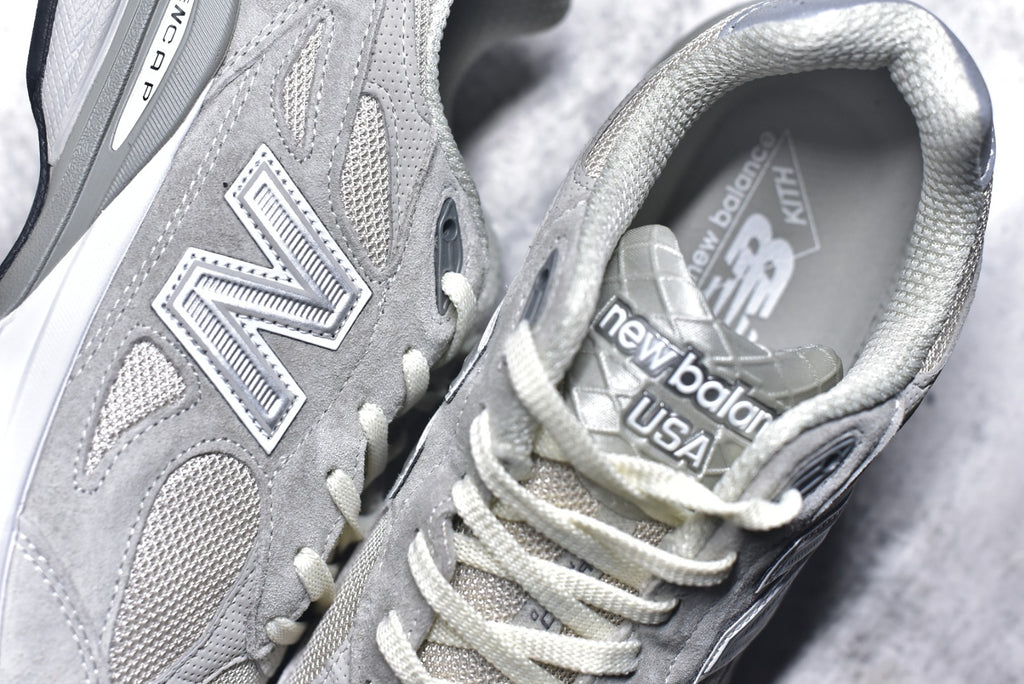 Kith × New Balance 990v3 'Grey/White' — U990KT3