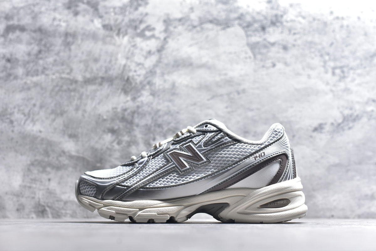 New Balance 740 Retro Dad Sneaker — U740MU2