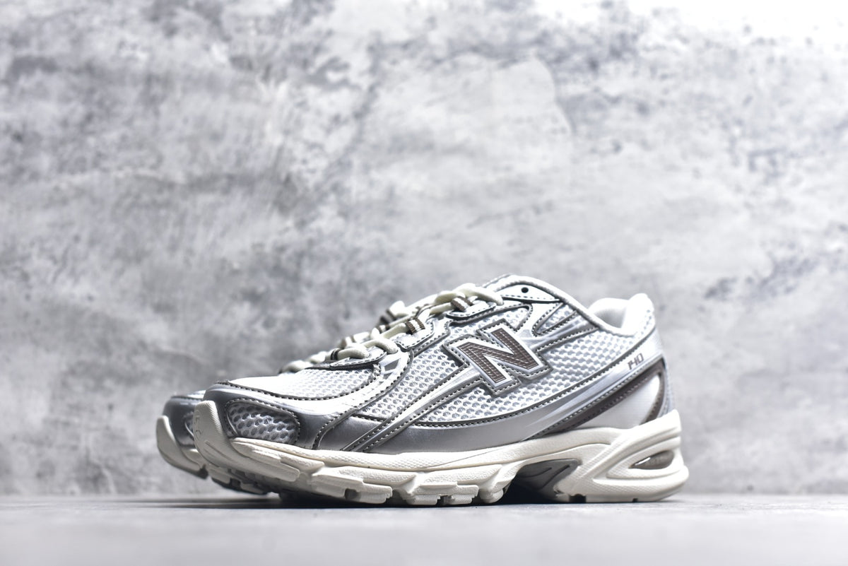 New Balance 740 Retro Dad Sneaker — U740MU2