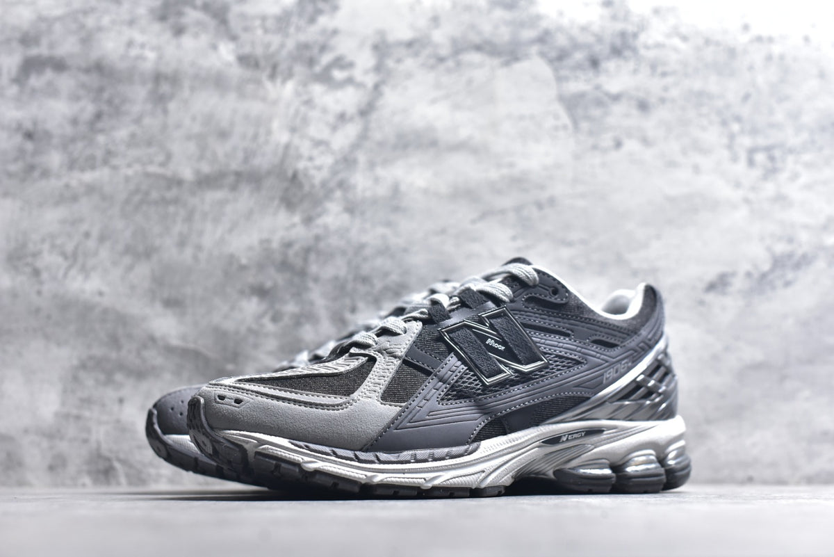 New Balance 1906 Retro Dad Sneaker — U19064J0