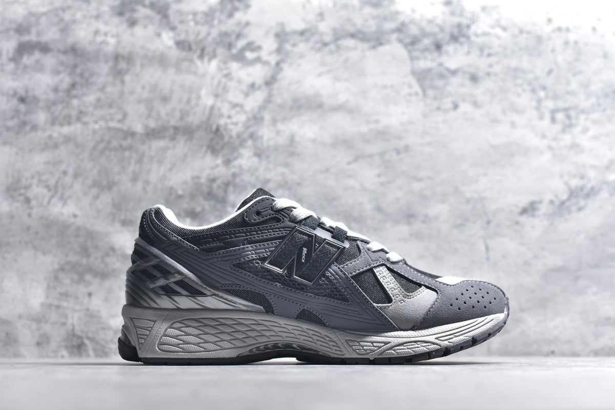 New Balance 1906 Retro Dad Sneaker — U19064J0