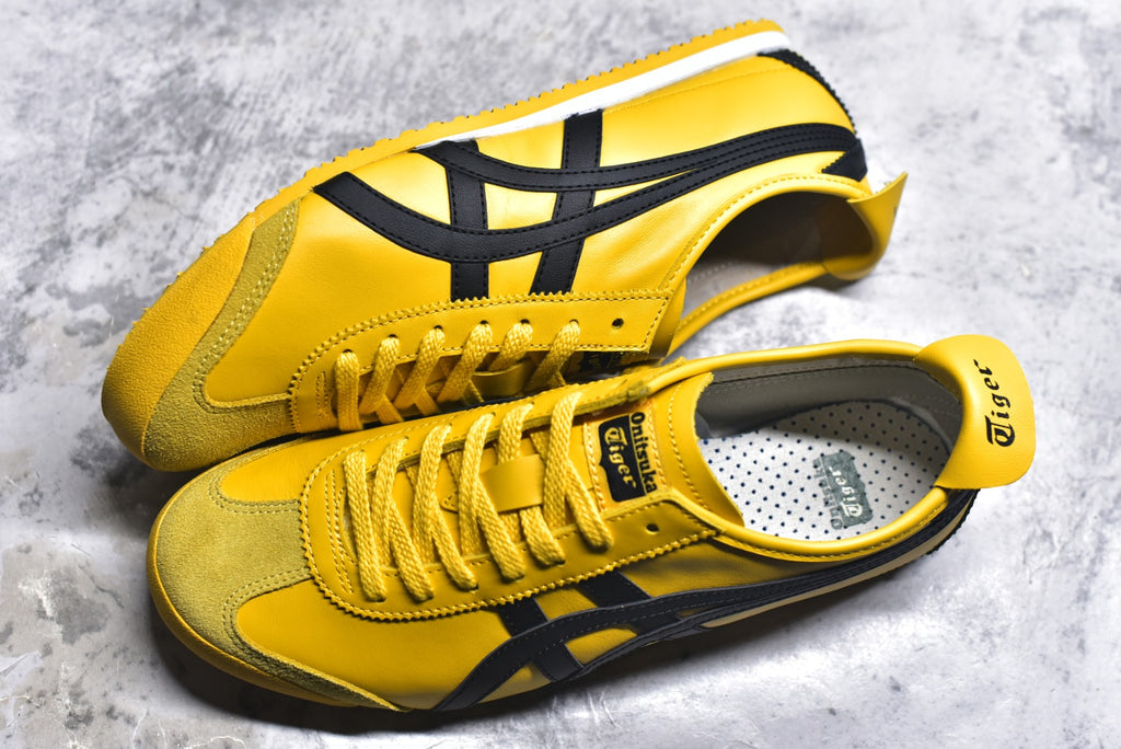 Onitsuka Tiger NIPPON MADE Corsair Handcrafted Sneaker 'Navy/Red' — 1183C102