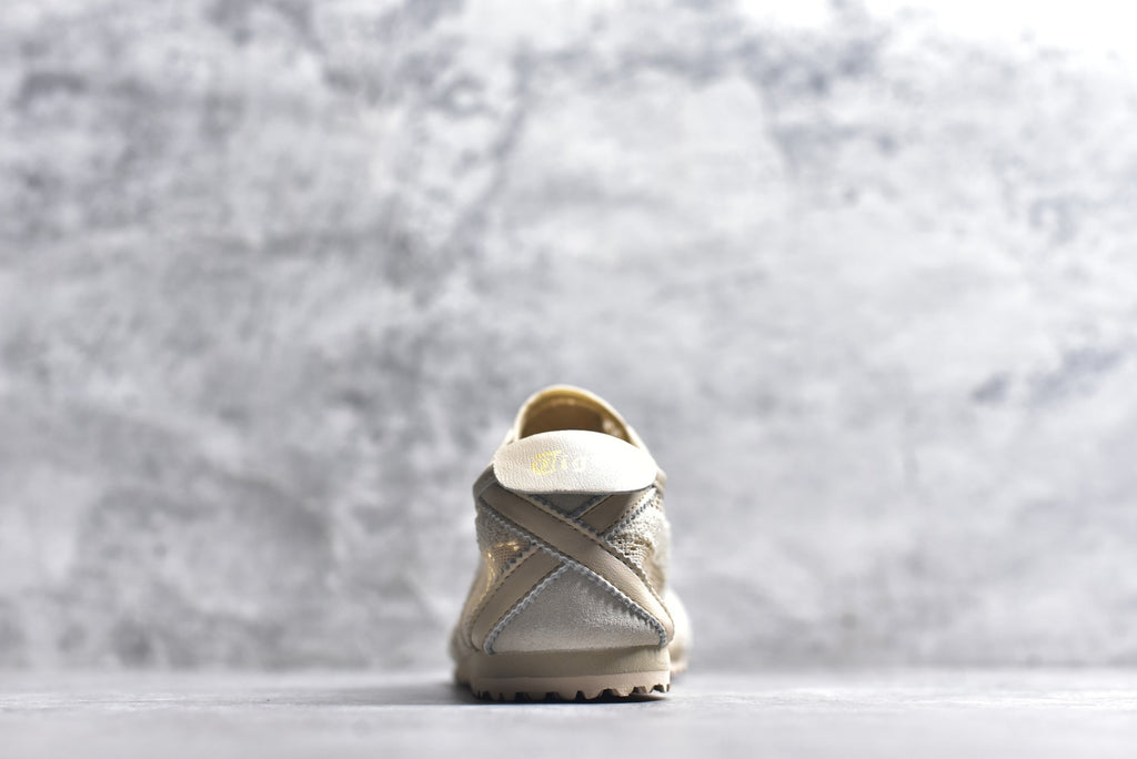 Onitsuka Tiger Mexico 66 Low-Top Sneaker — Beige | 1183C563-250