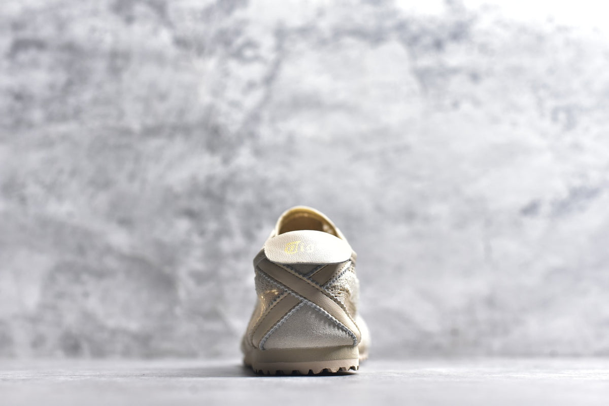 Onitsuka Tiger Mexico 66 Low-Top Sneaker — Beige | 1183C563-250