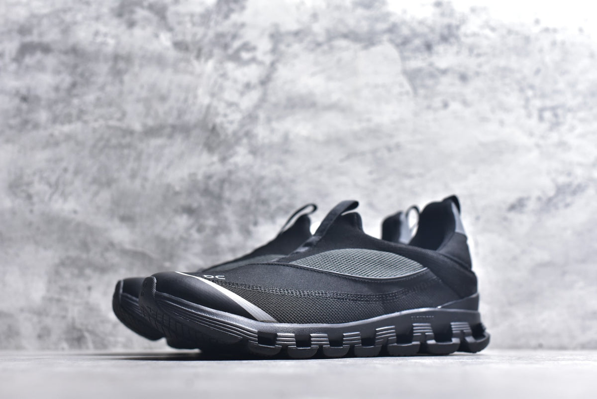 On Cloud X 4 Running Shoe – Breathable, Non-Slip, Trail & Training Low-Top Sneaker