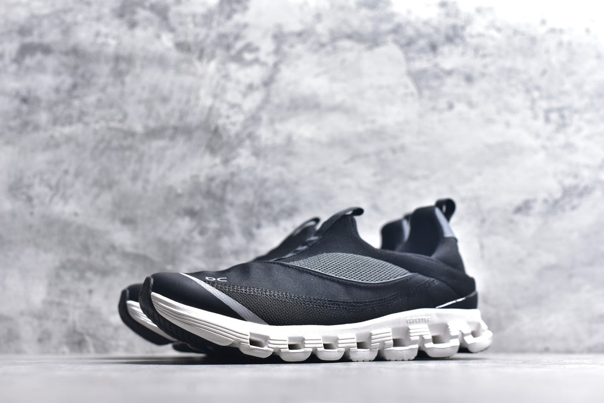 On Cloud X 4 Running Shoe – Breathable, Non-Slip, Trail & Training Low-Top Sneaker