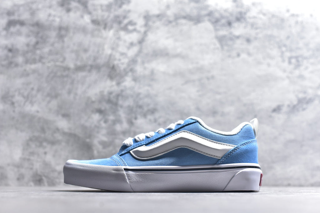 Vans Knu Skool Low-Top Retro Chunky Sneaker | VN000D6CE2W