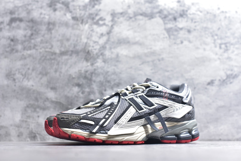 New Balance 1906 Retro Dad Sneaker U1906AC