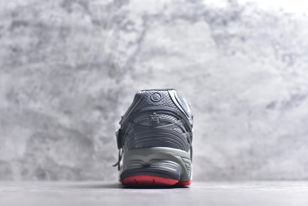 New Balance 1906 Retro Dad Sneaker U1906AC
