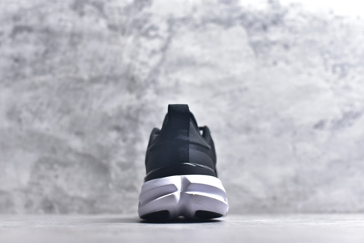 On Cloudpulse 2 Cross-Training Running Sneaker 3MF30602501