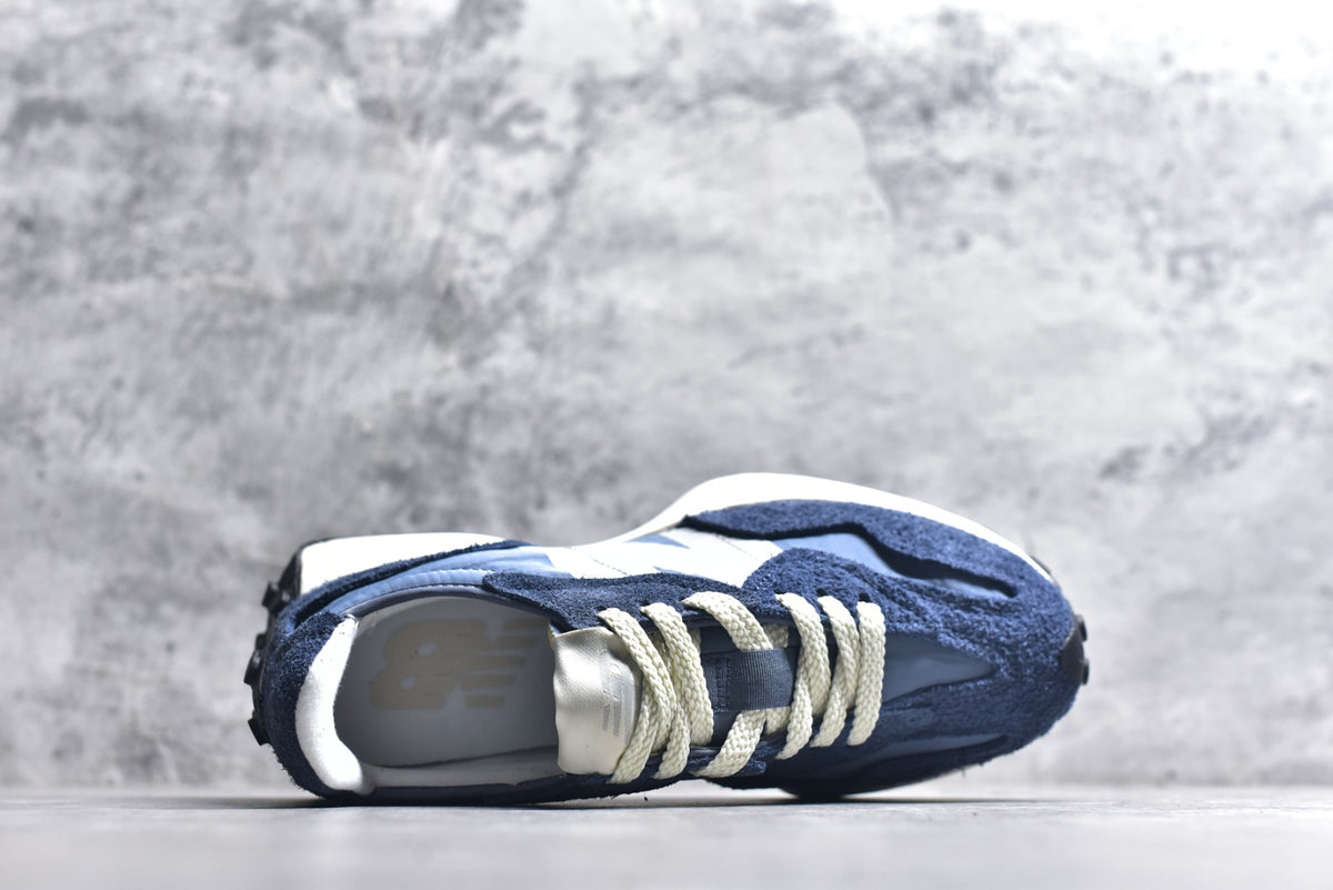 New Balance 327 Retro Running Sneaker U327WCB