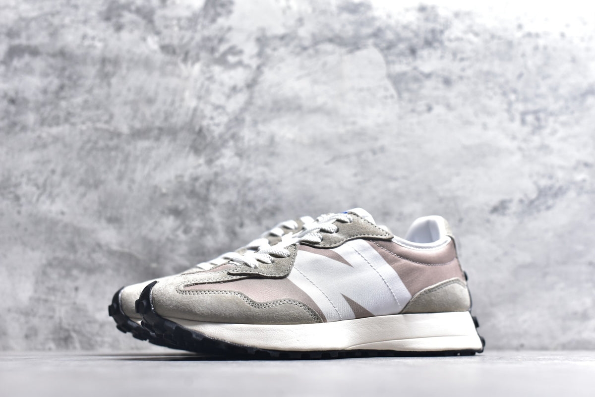 New Balance 327 Retro Running Sneaker MS327MH1