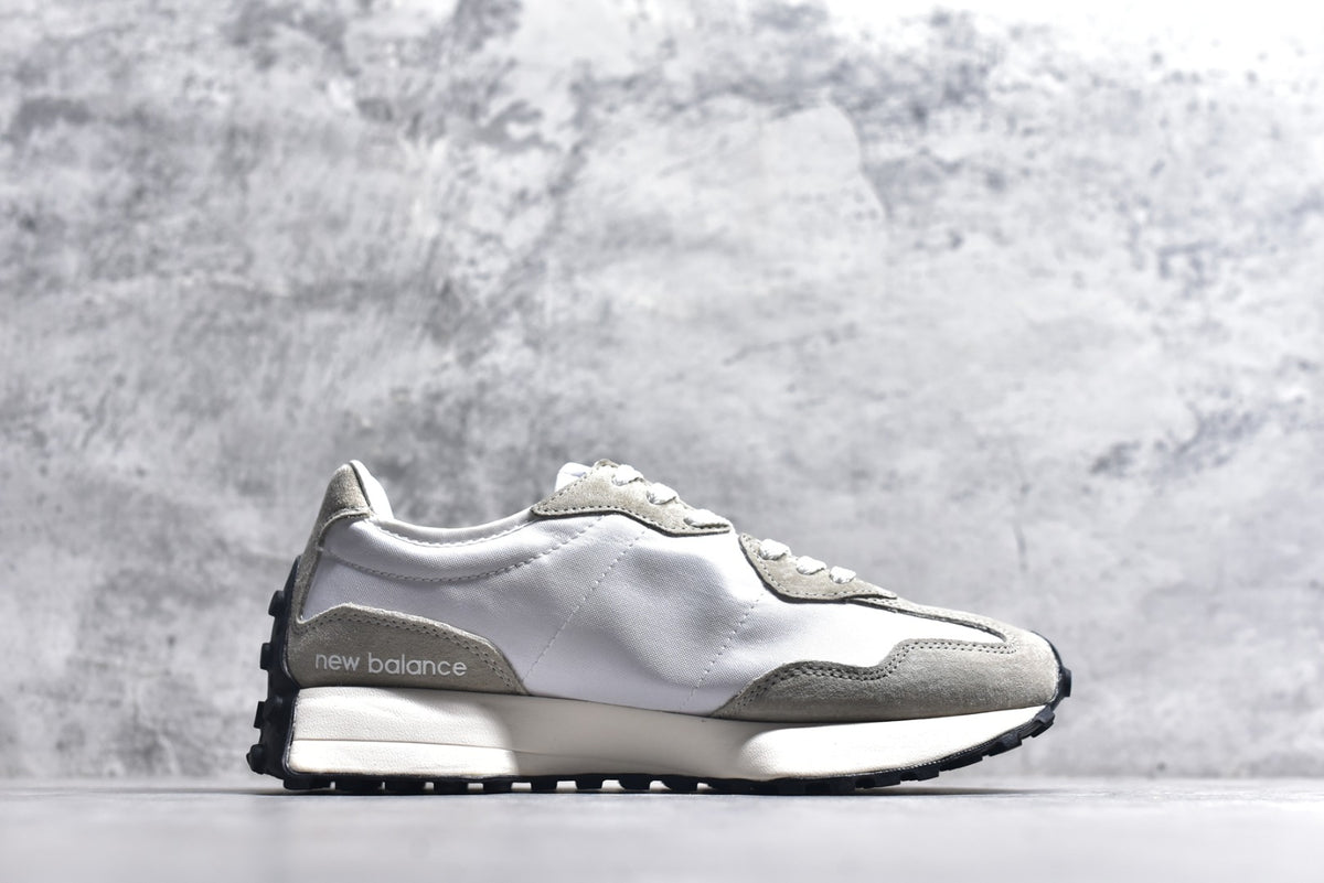 New Balance 327 Retro Running Sneaker MS327MH1