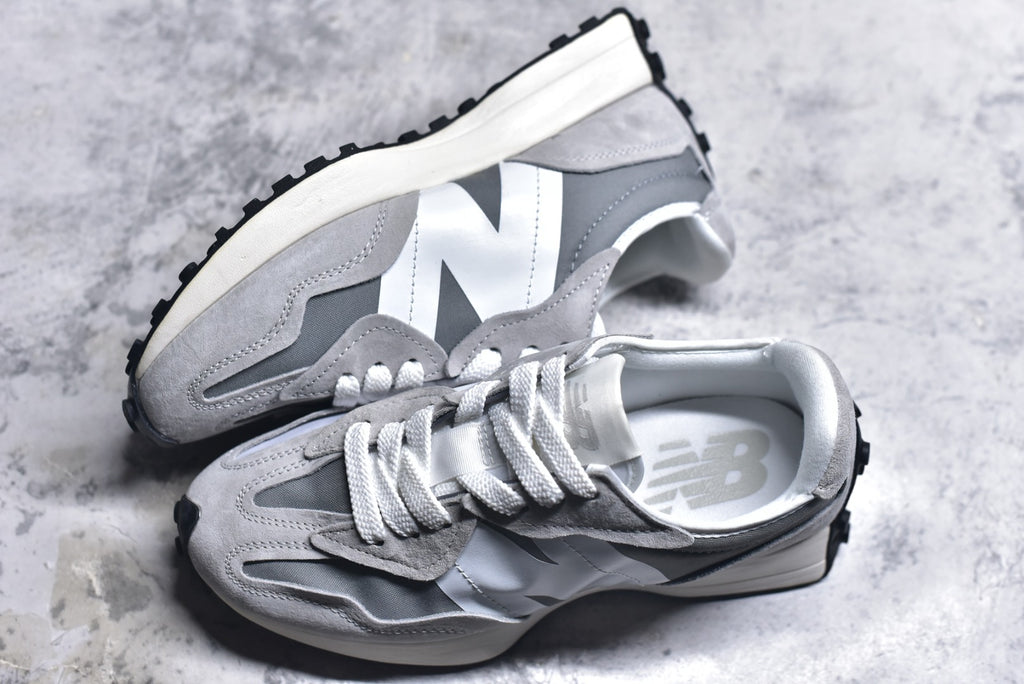 New Balance 327 Retro Running Sneaker U327WED