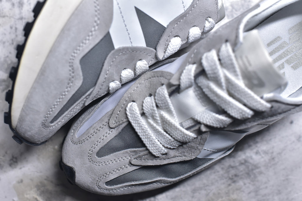 New Balance 327 Retro Running Sneaker U327WED