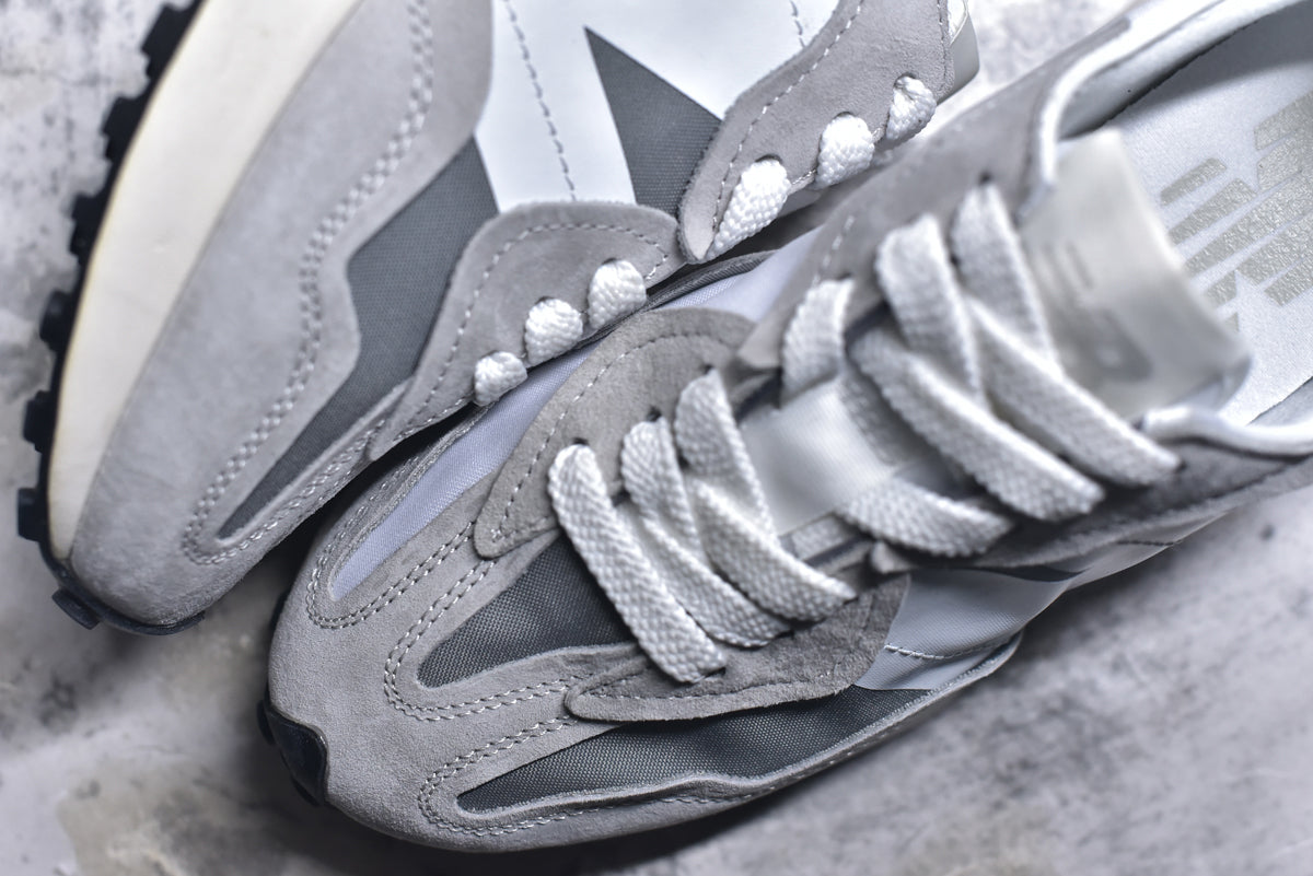 New Balance 327 Retro Running Sneaker U327WED