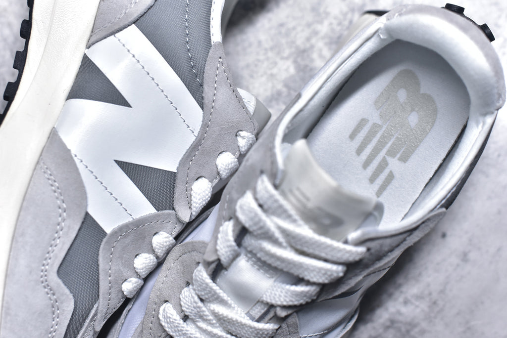 New Balance 327 Retro Running Sneaker U327WED