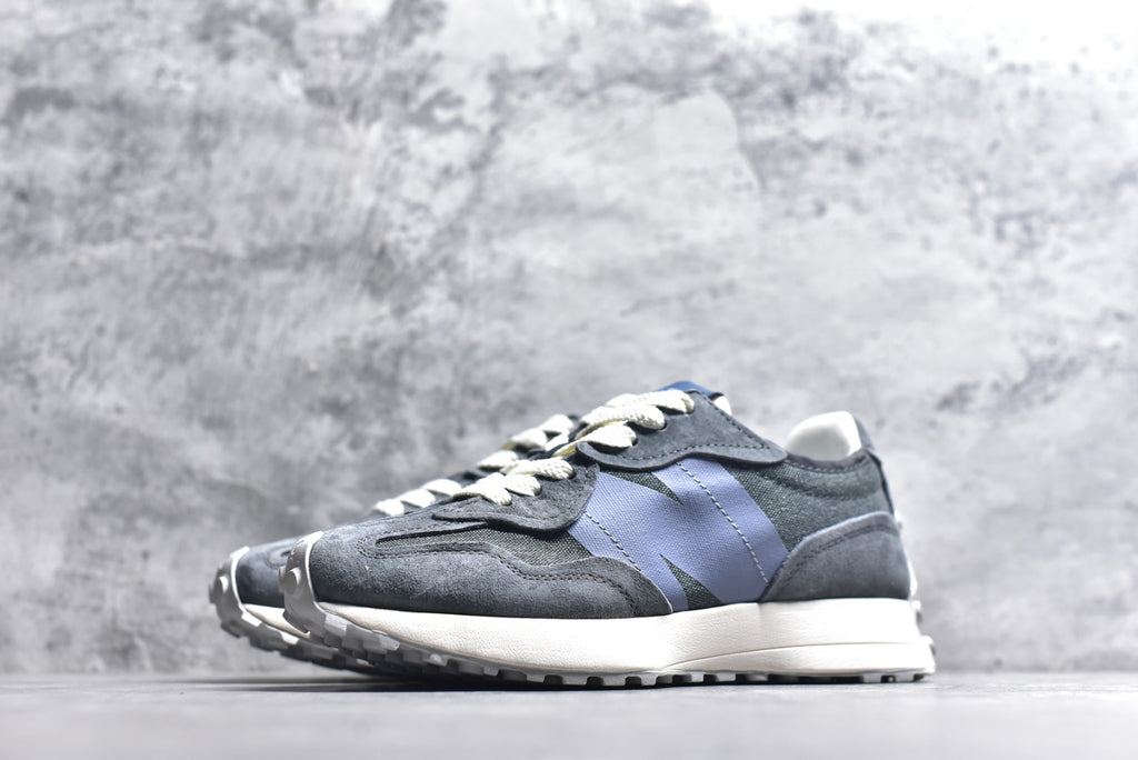 New Balance 327 Retro Running Sneaker U327WPC