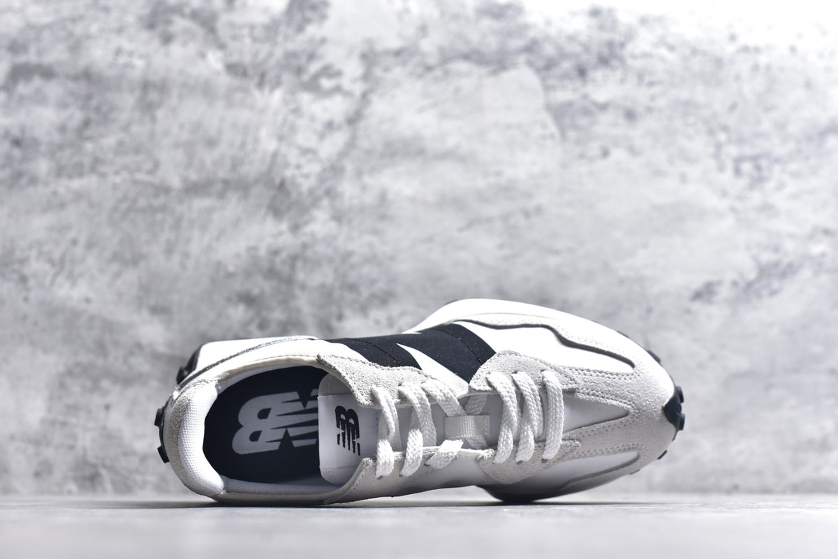 New Balance 327 Retro Running Sneaker MS327FE