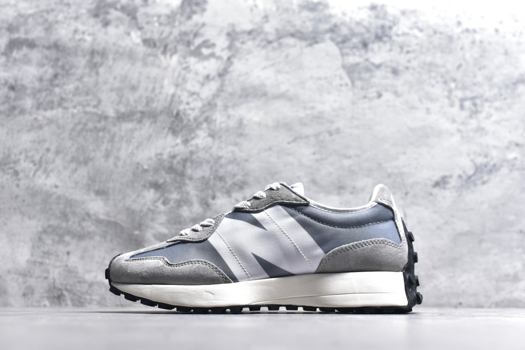 New Balance 327 Retro Running Sneaker MS327LAB