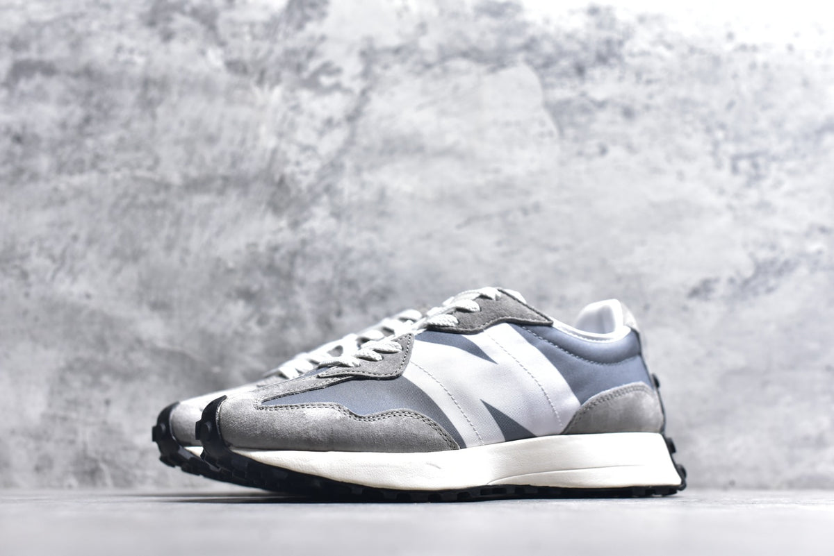 New Balance 327 Retro Running Sneaker MS327LAB
