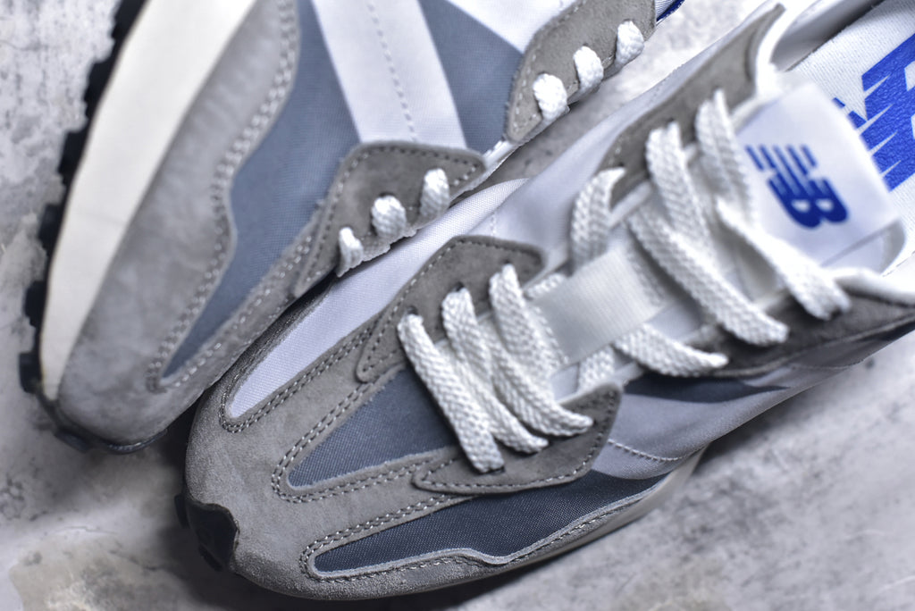 New Balance 327 Retro Running Sneaker MS327LAB