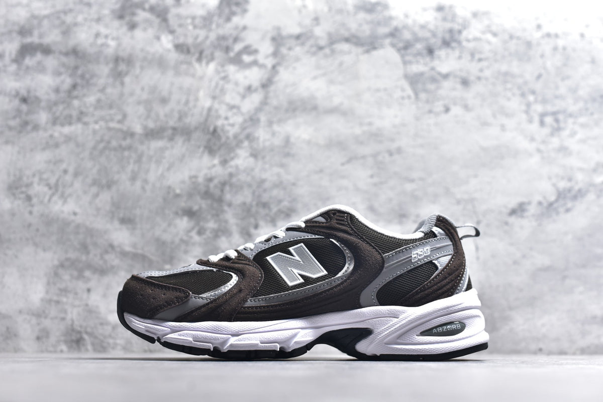New Balance 530 Retro Running Sneaker MR530CL