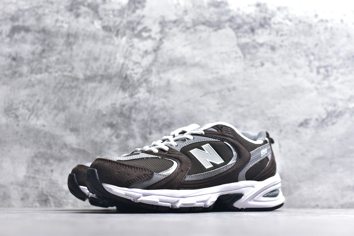 New Balance 530 Retro Running Sneaker MR530CL