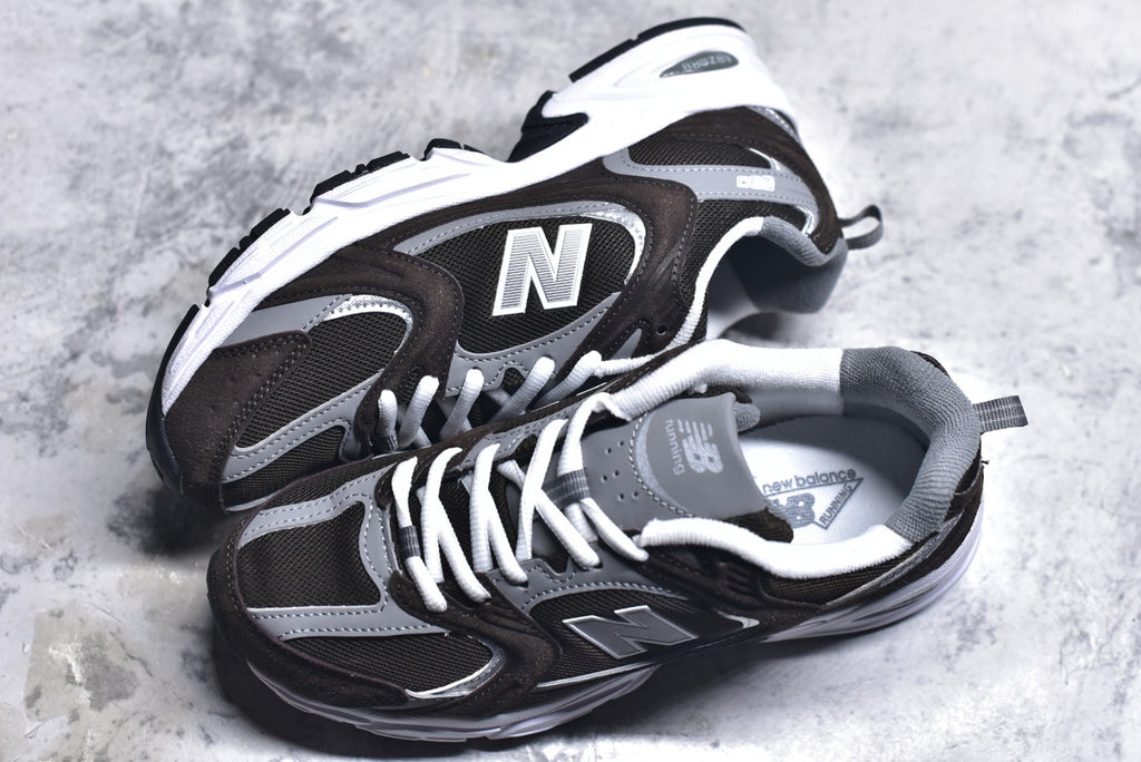 New Balance 530 Retro Running Sneaker MR530CL