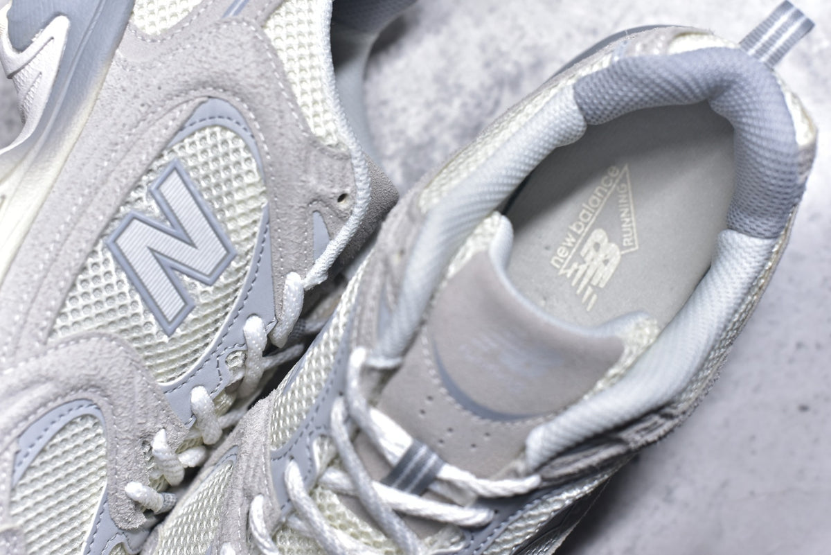 New Balance MR530MR Unisex Retro Running Sneaker
