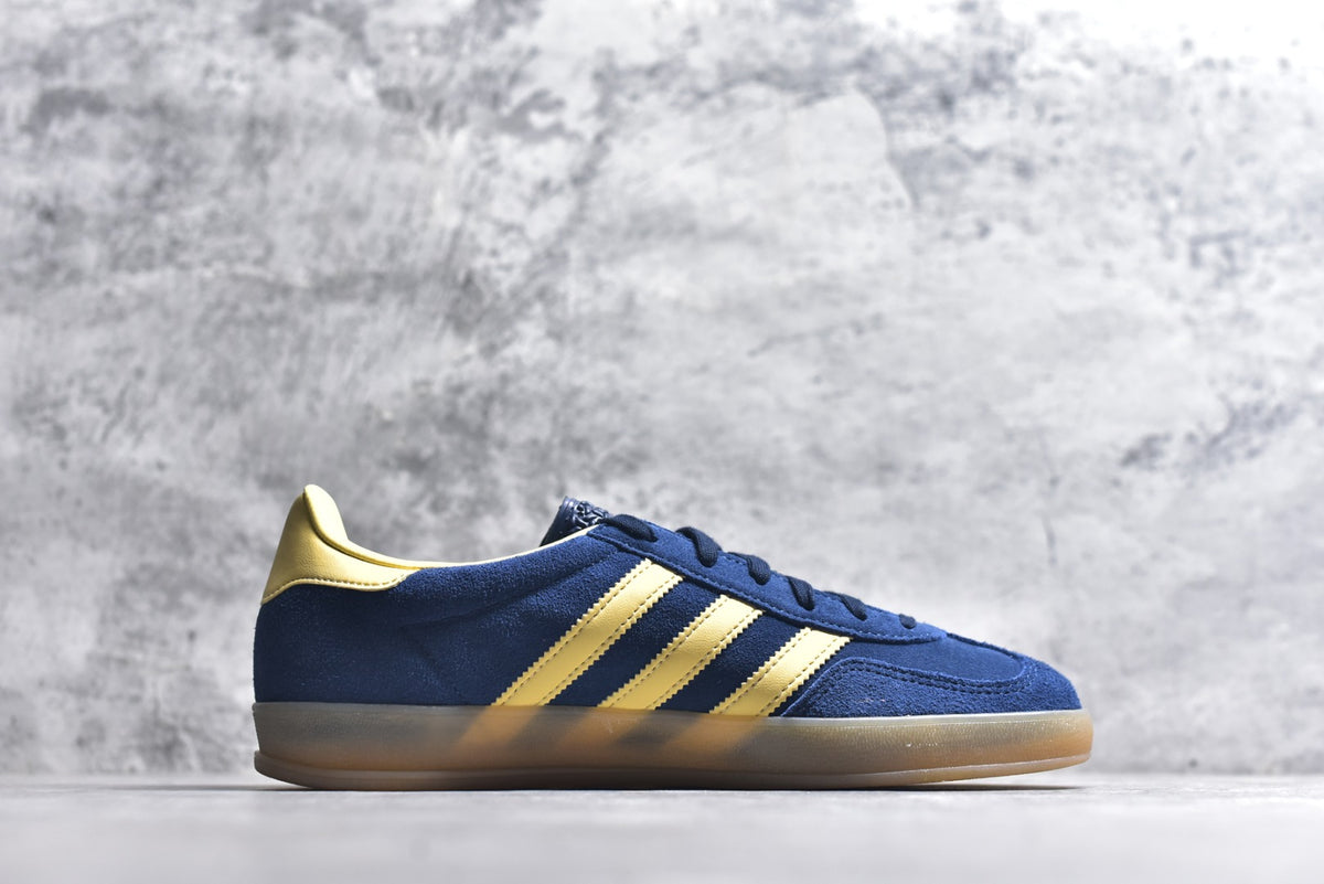 Adidas Originals Gazelle Indoor Unisex Lifestyle Sneaker — Navy / Cream