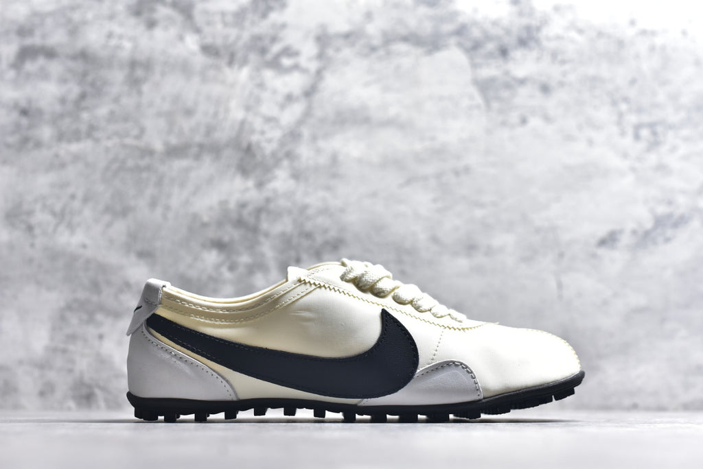 Nike Moon Shoe OG SP Unisex Lifestyle Sneaker