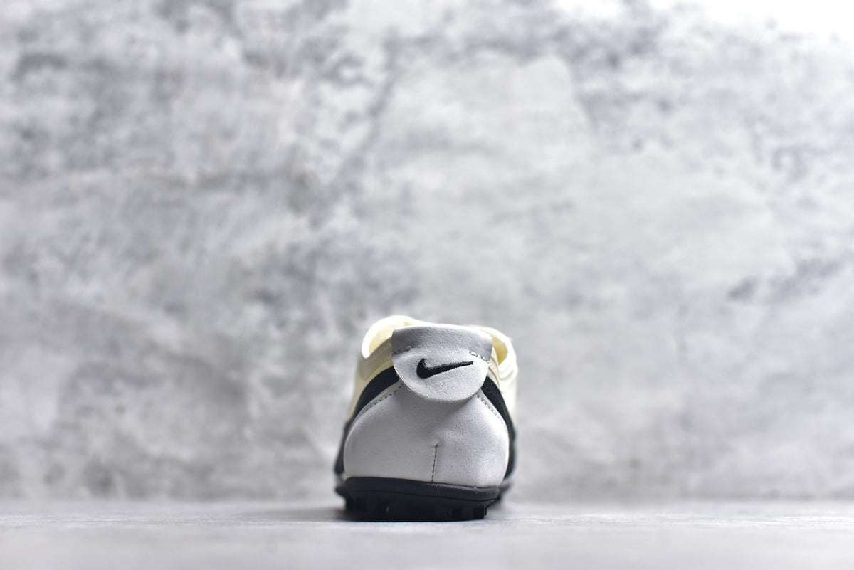 Nike Moon Shoe OG SP Unisex Lifestyle Sneaker
