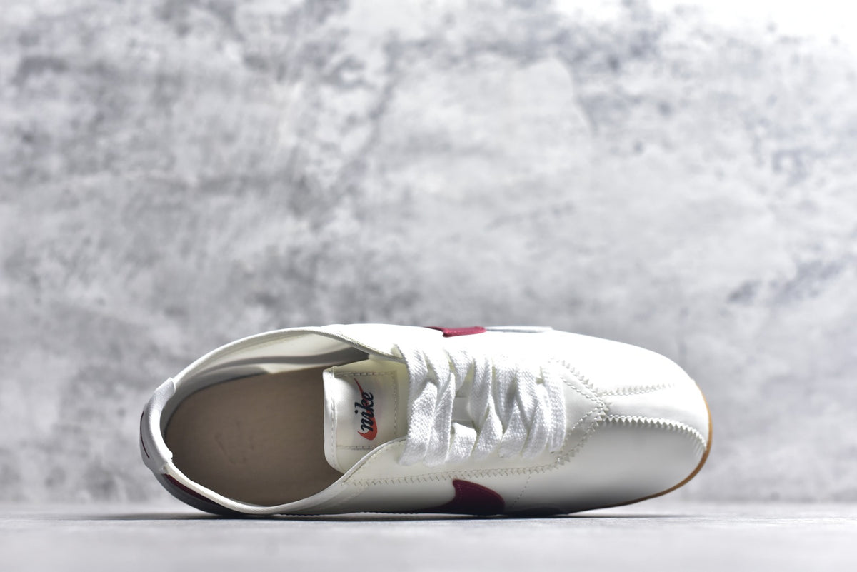 Nike Moon Shoe OG SP 'White/Sail' Unisex Lifestyle Sneaker