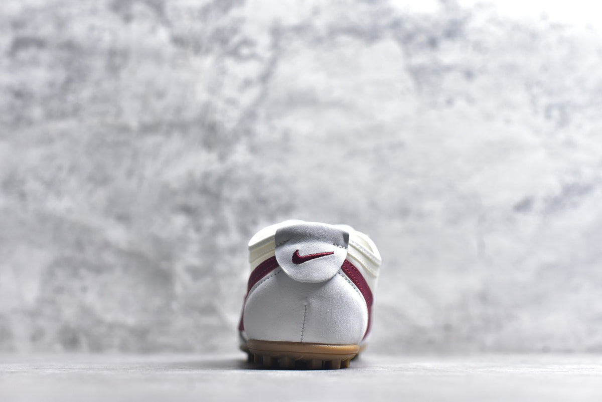 Nike Moon Shoe OG SP 'White/Sail' Unisex Lifestyle Sneaker