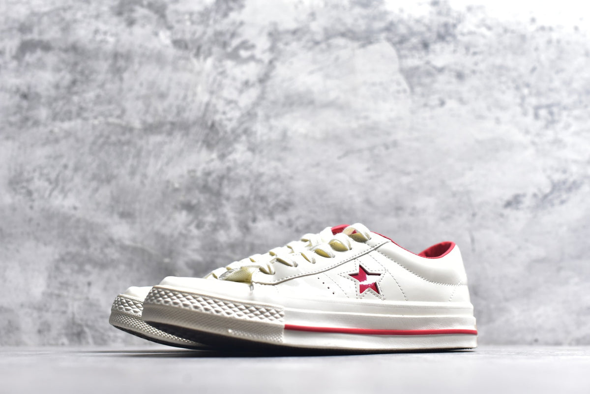 Converse One Star 95 Patent Leather Unisex Low-Top Lifestyle Sneaker