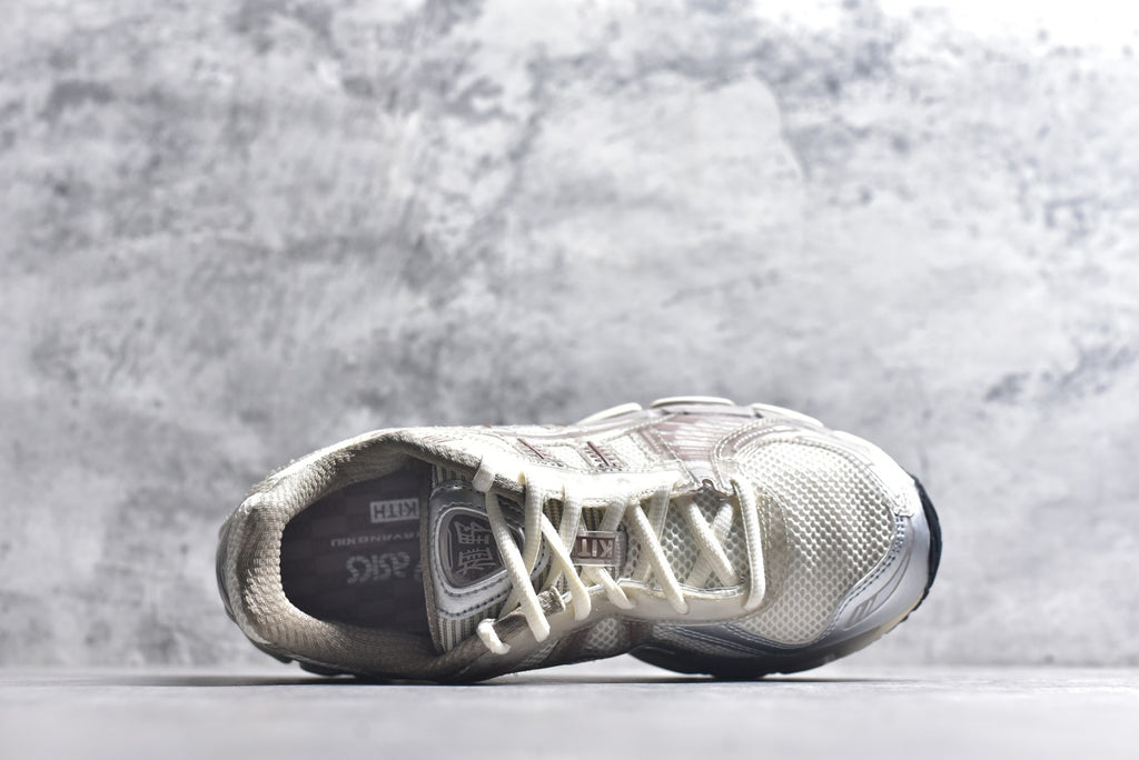 KITH x Asics Gel-Kayano 12.1 "Light Sage" Low-Top Running Sneaker | 1203B144
