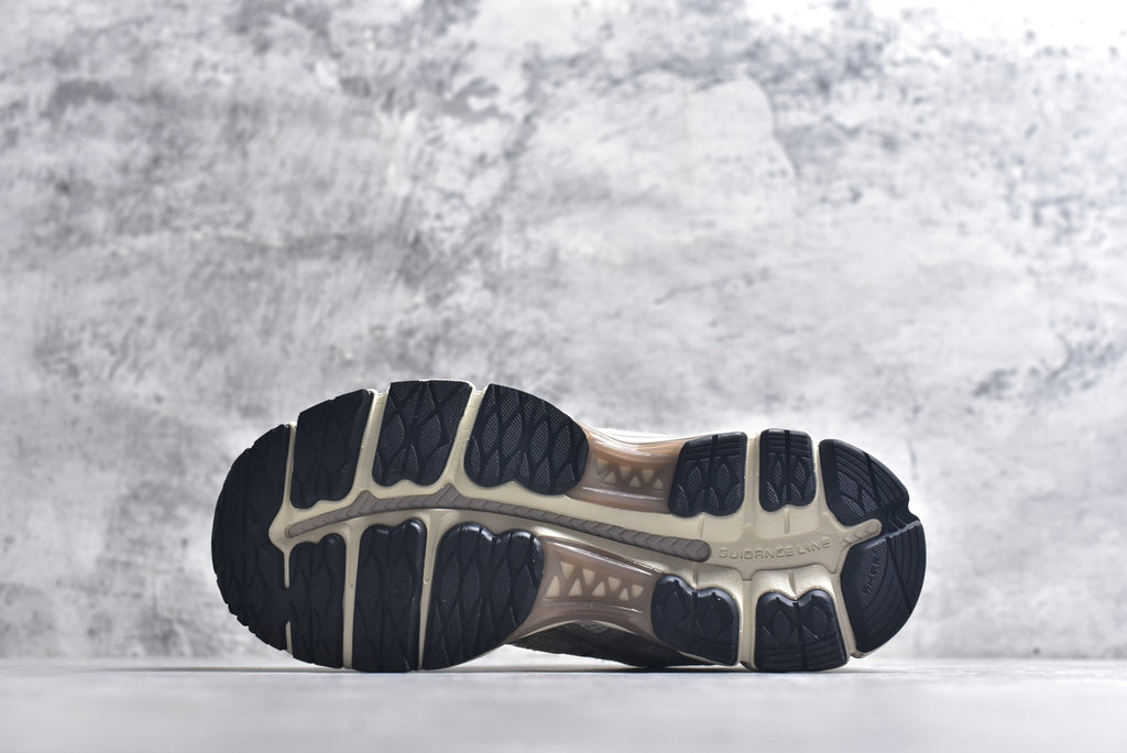 KITH x Asics Gel-Kayano 12.1 "Light Sage" Low-Top Running Sneaker | 1203B144