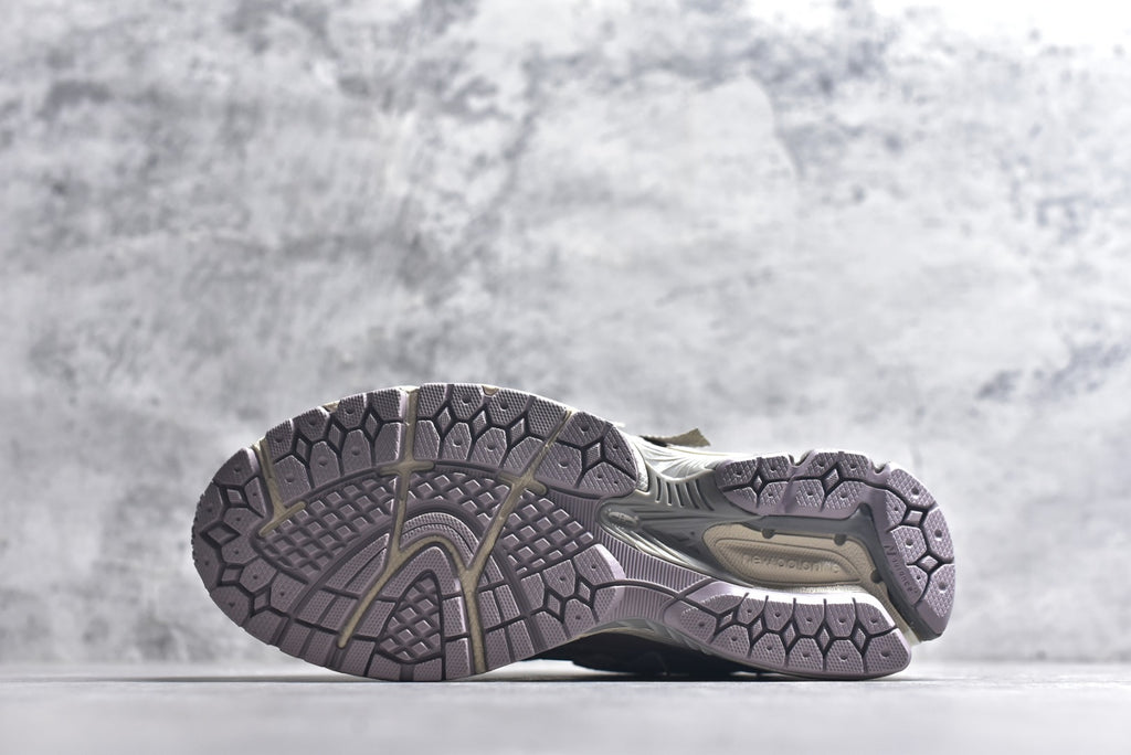New Balance 1906 U19063VV Retro Dad Sneaker | Lifestyle Running Shoe