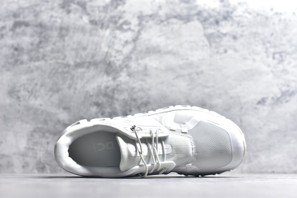 On Running Cloud 6 Low-Top Lightweight Lifestyle Running Shoe | 3MF10071200