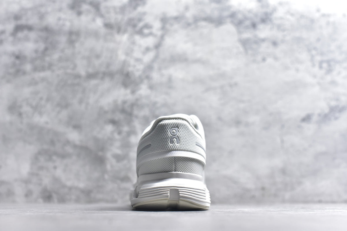 On Running Cloud 6 Low-Top Lightweight Lifestyle Running Shoe | 3MF10071200