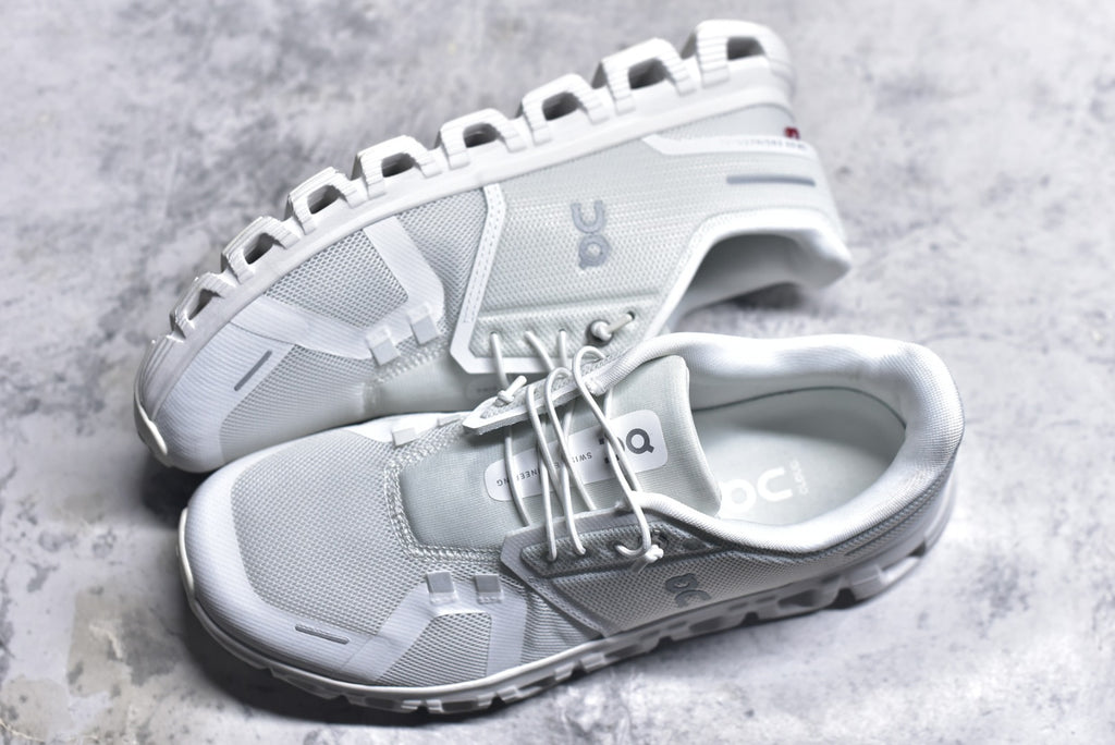 On Running Cloud 6 Low-Top Lightweight Lifestyle Running Shoe | 3MF10071200