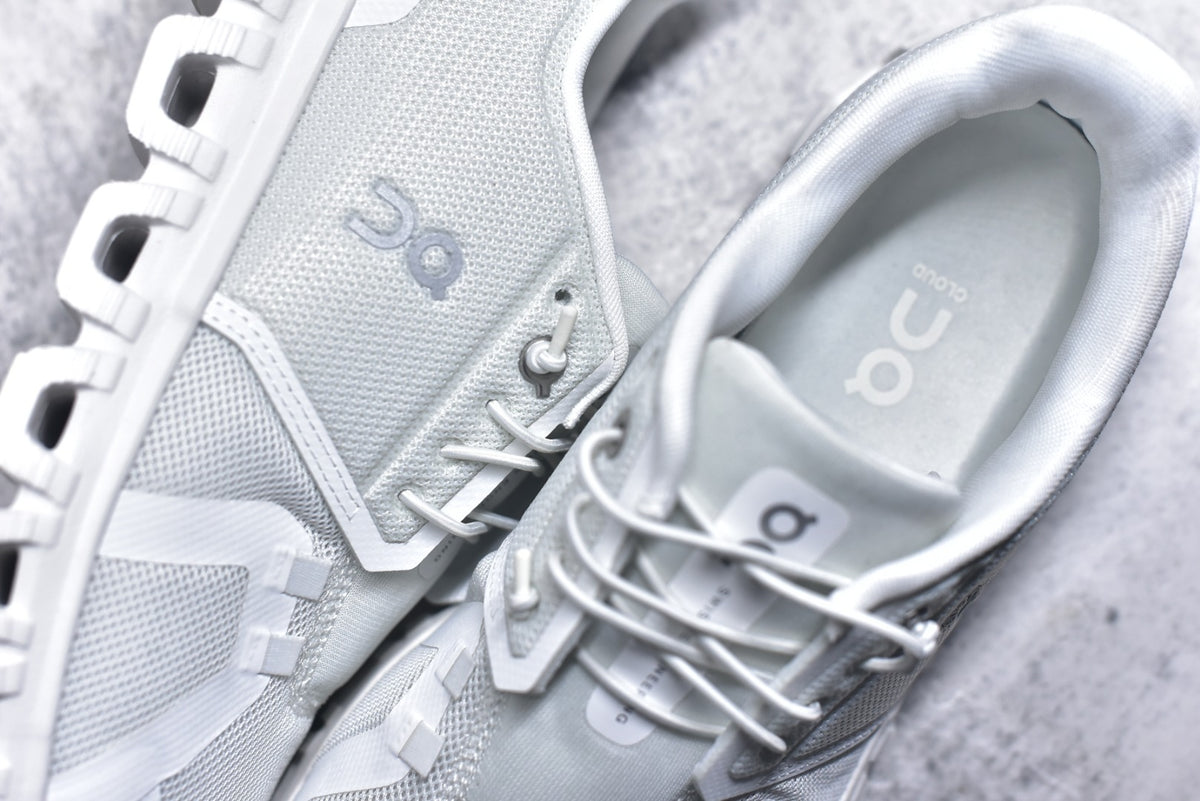 On Running Cloud 6 Low-Top Lightweight Lifestyle Running Shoe | 3MF10071200