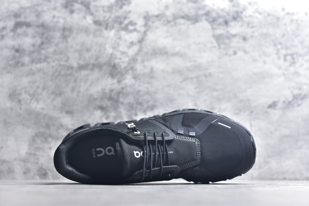 On Running Cloud 6 Low-Top Lightweight Lifestyle Running Shoe | 3MF10071043
