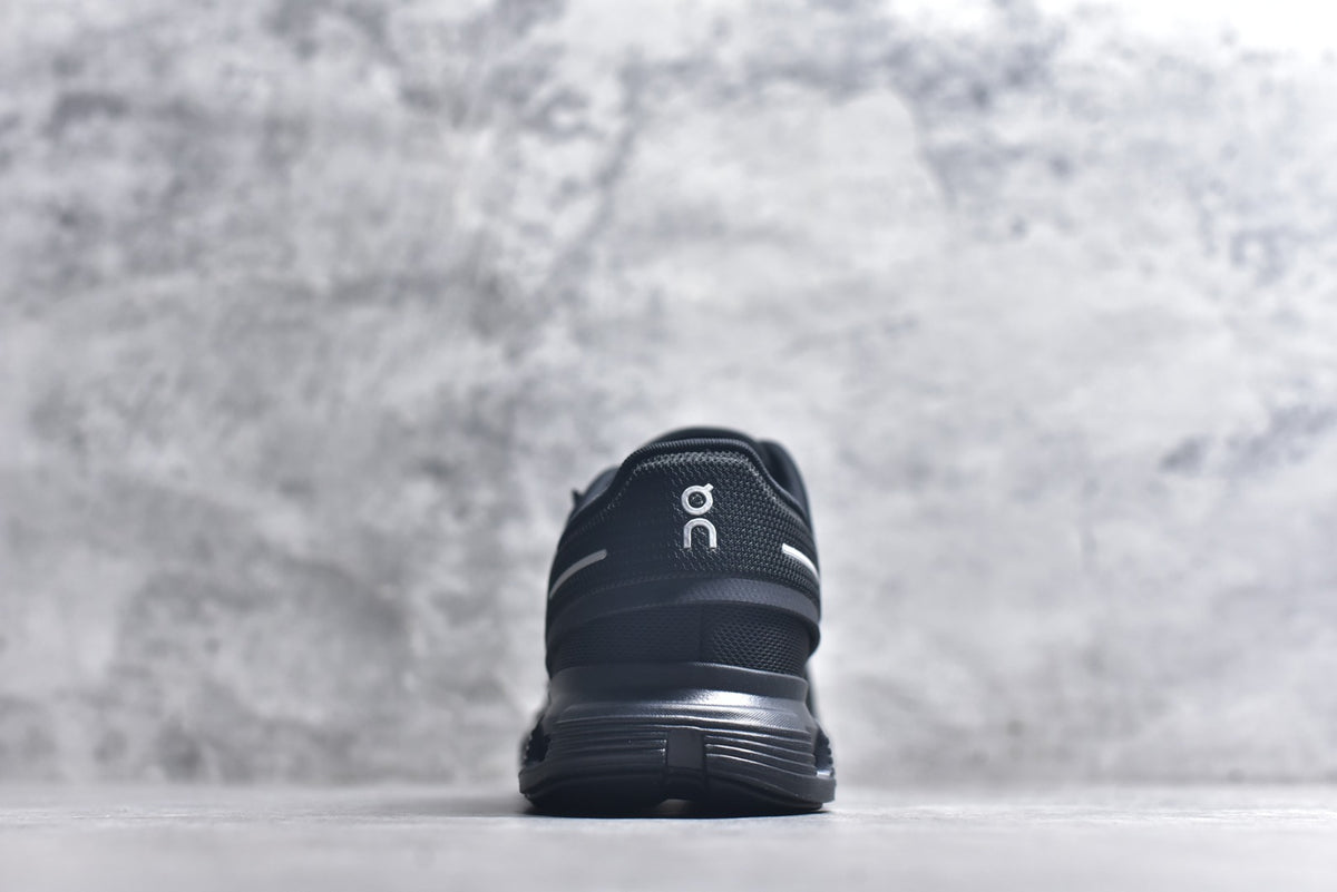 On Running Cloud 6 Low-Top Lightweight Lifestyle Running Shoe | 3MF10071043